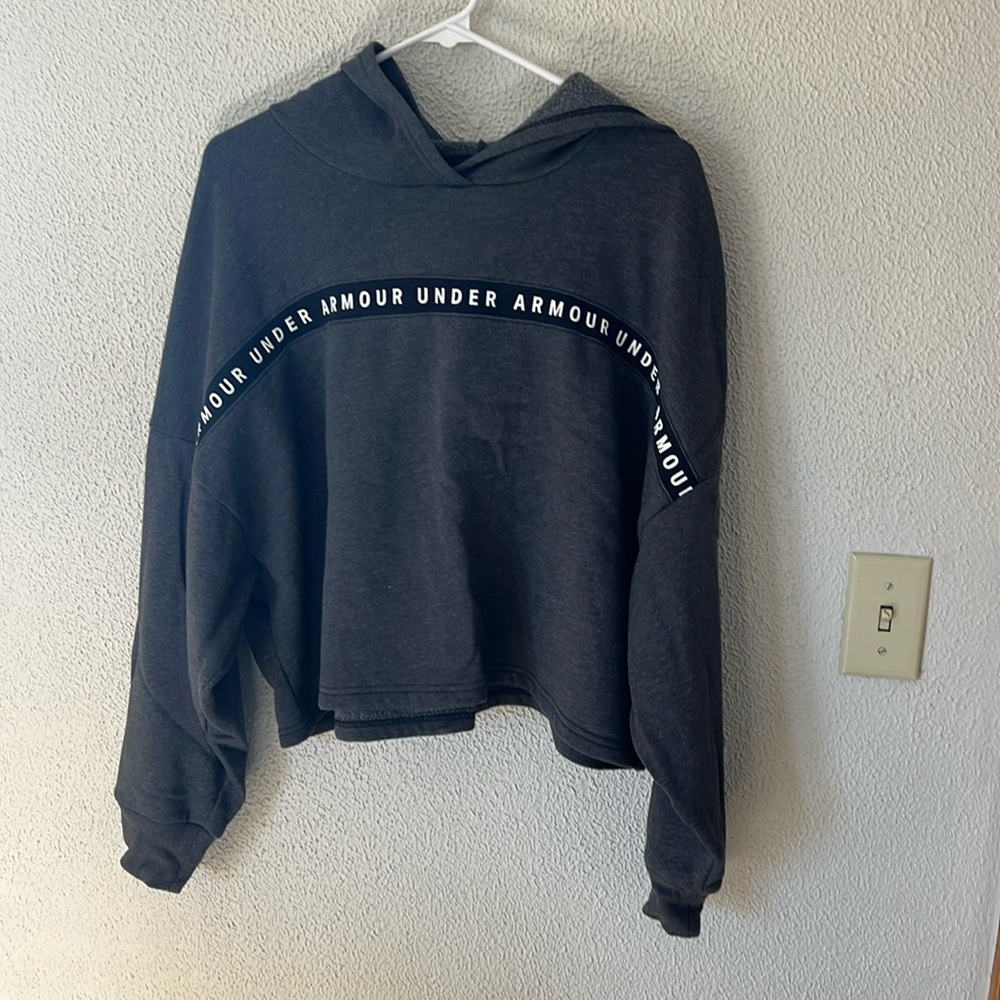 Under Armour Hooded Cropped Crew